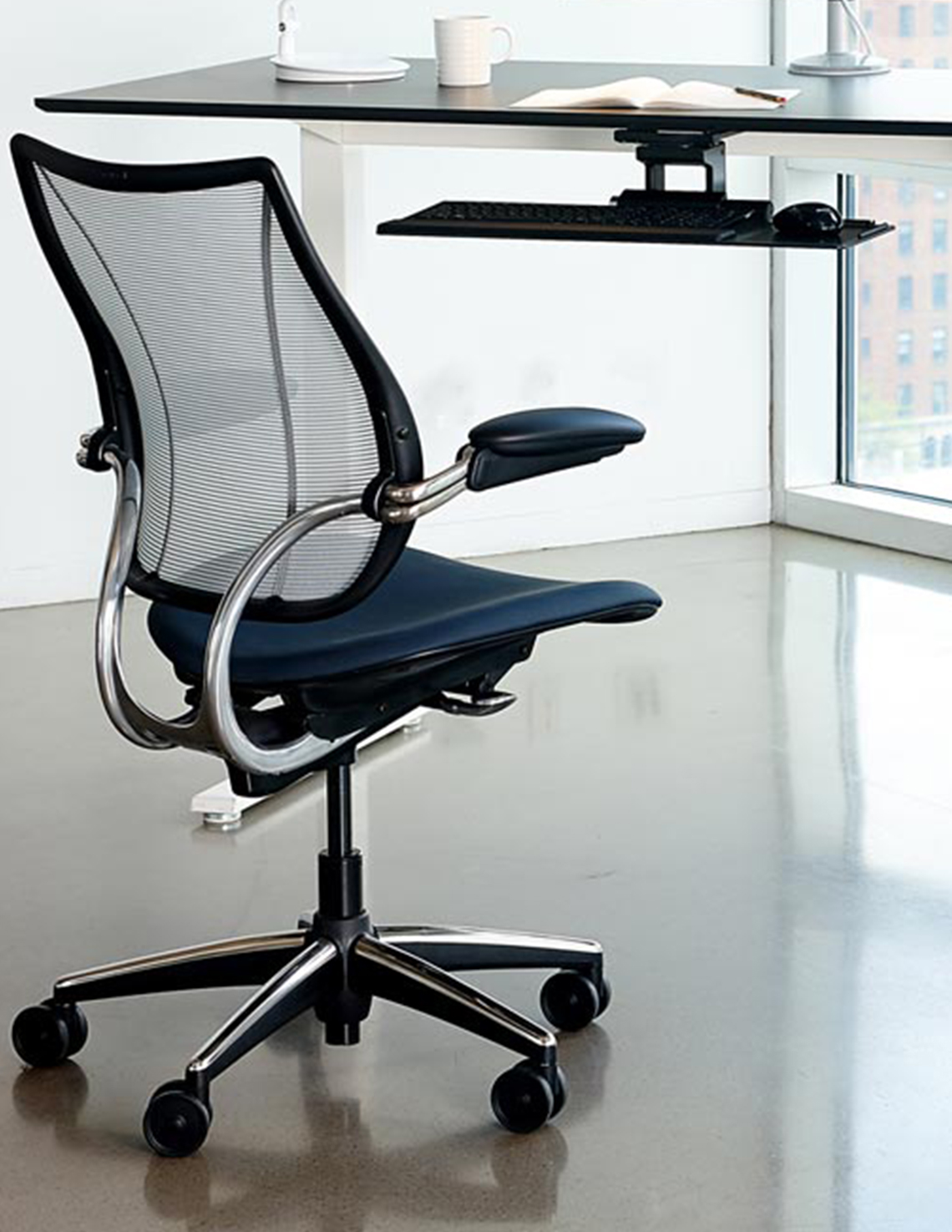 This mesh task chair provides lumbar support and comfort for every person who sits in it.